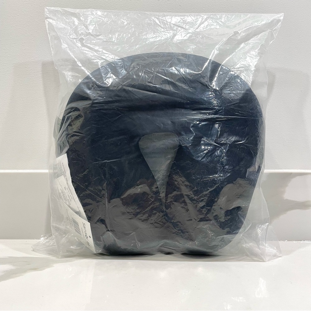 NEW Samsonite Travel Neck Pillow